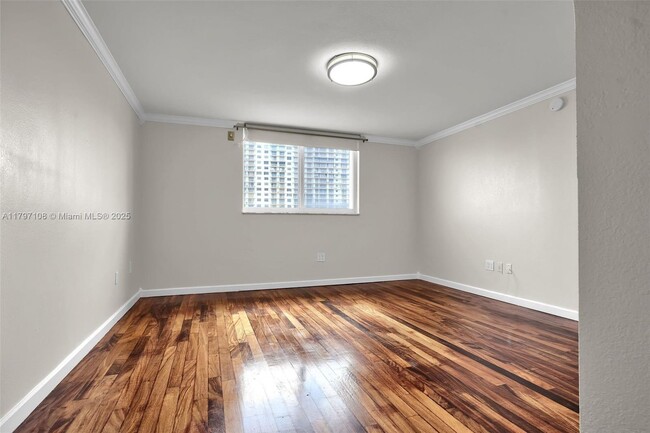 Building Photo - 4000 NE 169th St