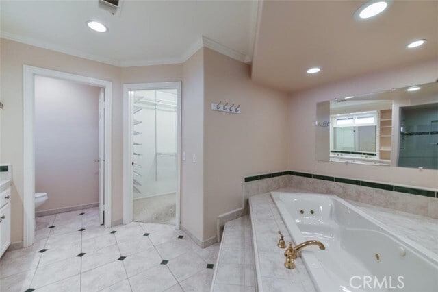 Building Photo - 3510 Fairmont Blvd