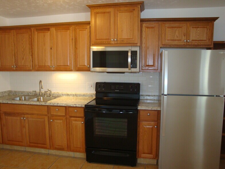 Building Photo - 510 N Ironwood Dr