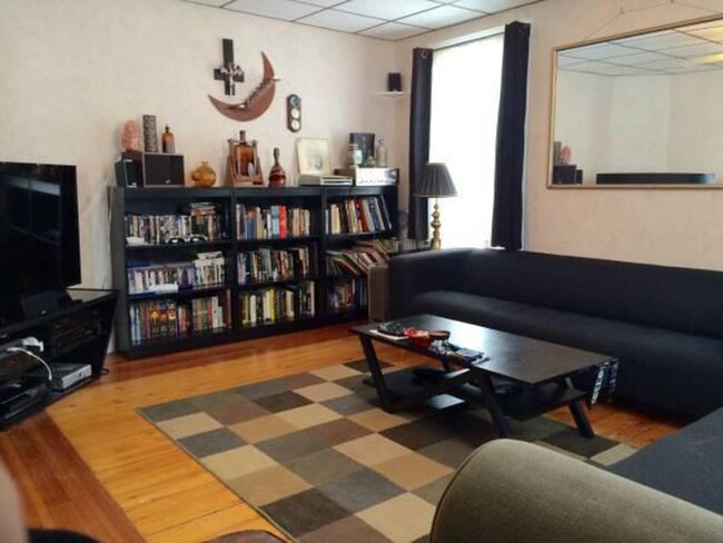 Building Photo - 28 Boylston St