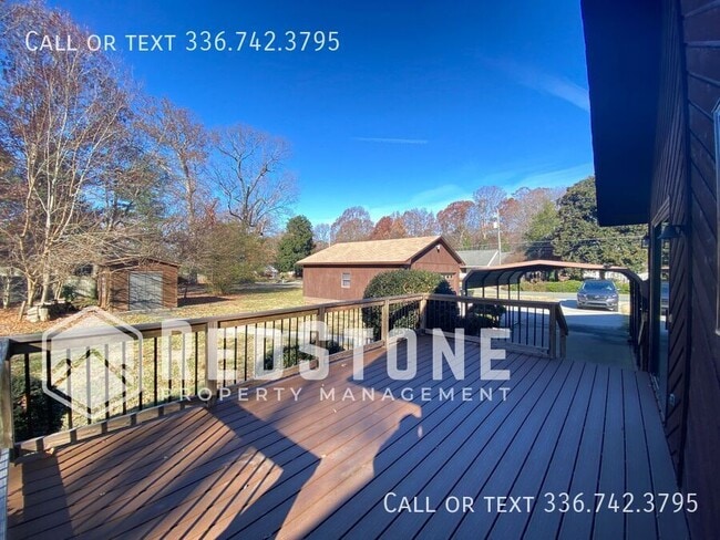 Building Photo - 510 S. Williamson-
