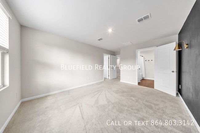 Building Photo - 158 Sarnesfield Wy