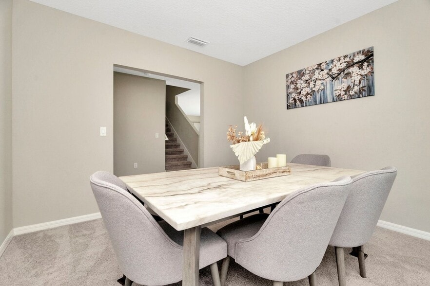 Building Photo - 12811 Twin Bridges Dr