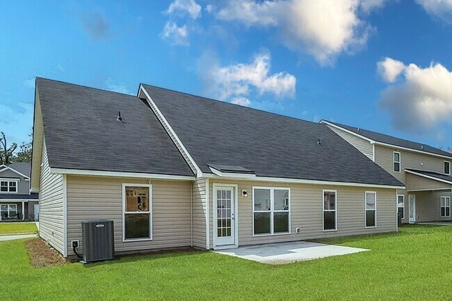 Building Photo - Coming Available!