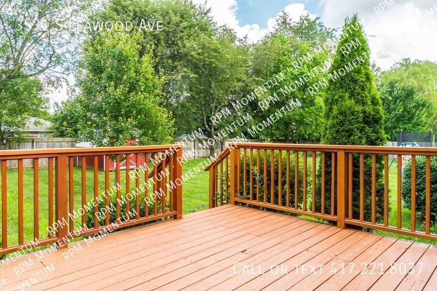 Building Photo - 3531 Leawood Ave