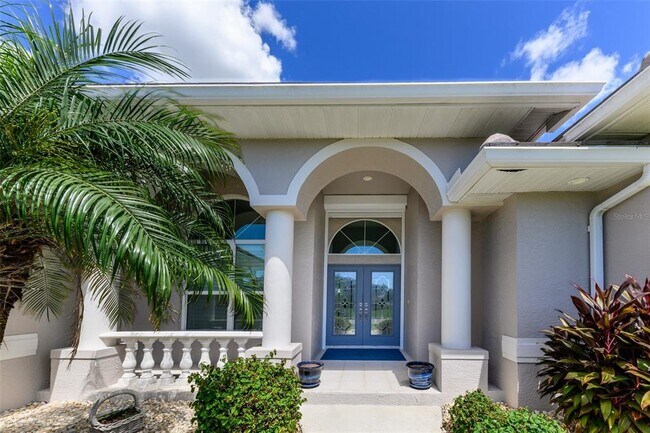 Building Photo - 566 Port Bendres Dr