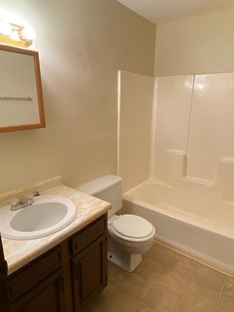 Building Photo - 127 Hillcrest Dr