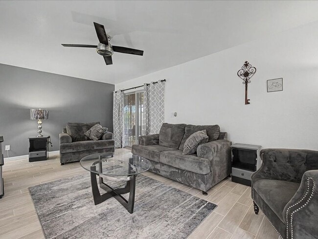 Building Photo - ALL UTILITIES, WIFI AND FURNITURE INCLUDED!! Beautiful Fully Furnished Home with Upgrades & Commu...