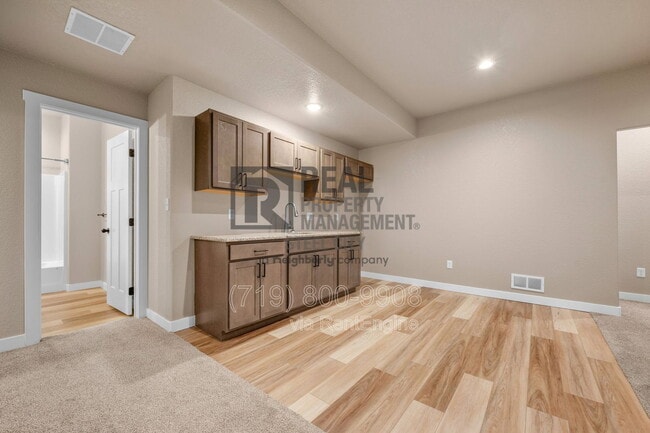 Building Photo - 1886 Jerrian Ln