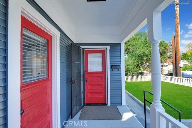 Building Photo - 250 Sonora St