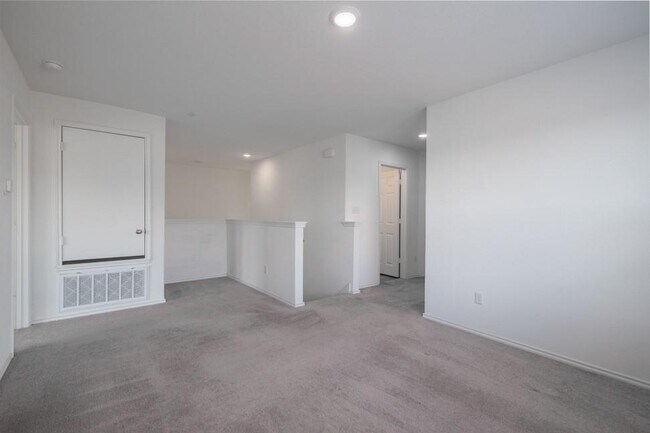Building Photo - 509 Goat Willow Ln