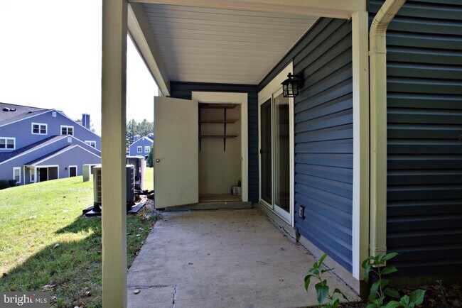 Building Photo - 13573 Orchard Dr