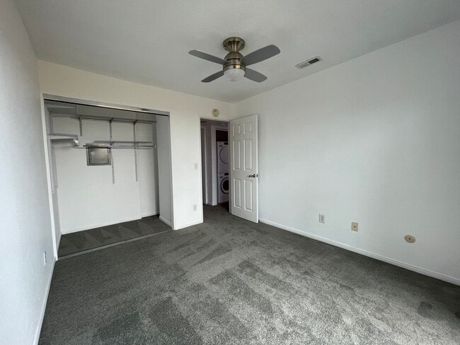 Building Photo - Cozy 2 Bedroom, 1 Bath Townhome in the Heart of North Park!