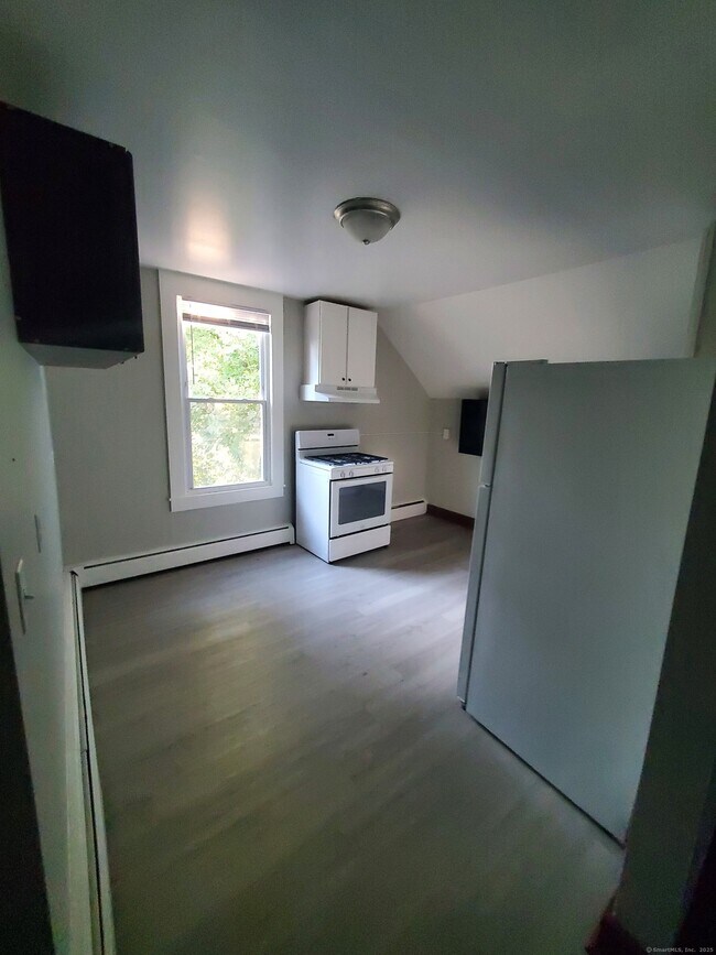 Building Photo - 432 Dixwell Ave