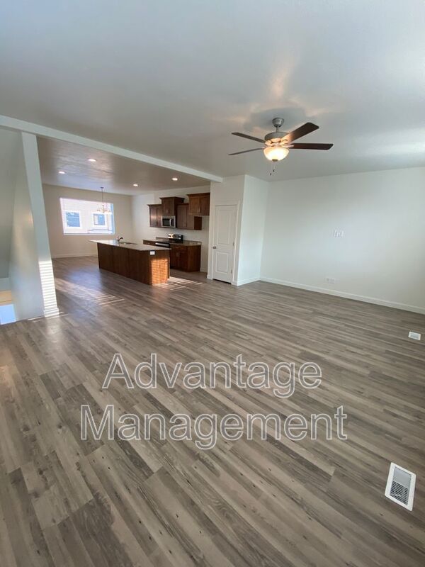 Building Photo - 531 S 1080 W