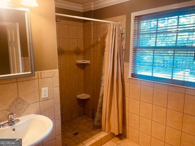 Building Photo - 5100 Redan Rd