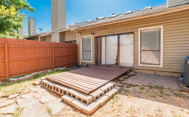 Building Photo - 7450 Holly Hill Dr