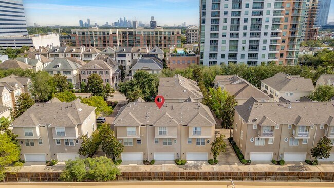 Building Photo - 2196 Bancroft Ln