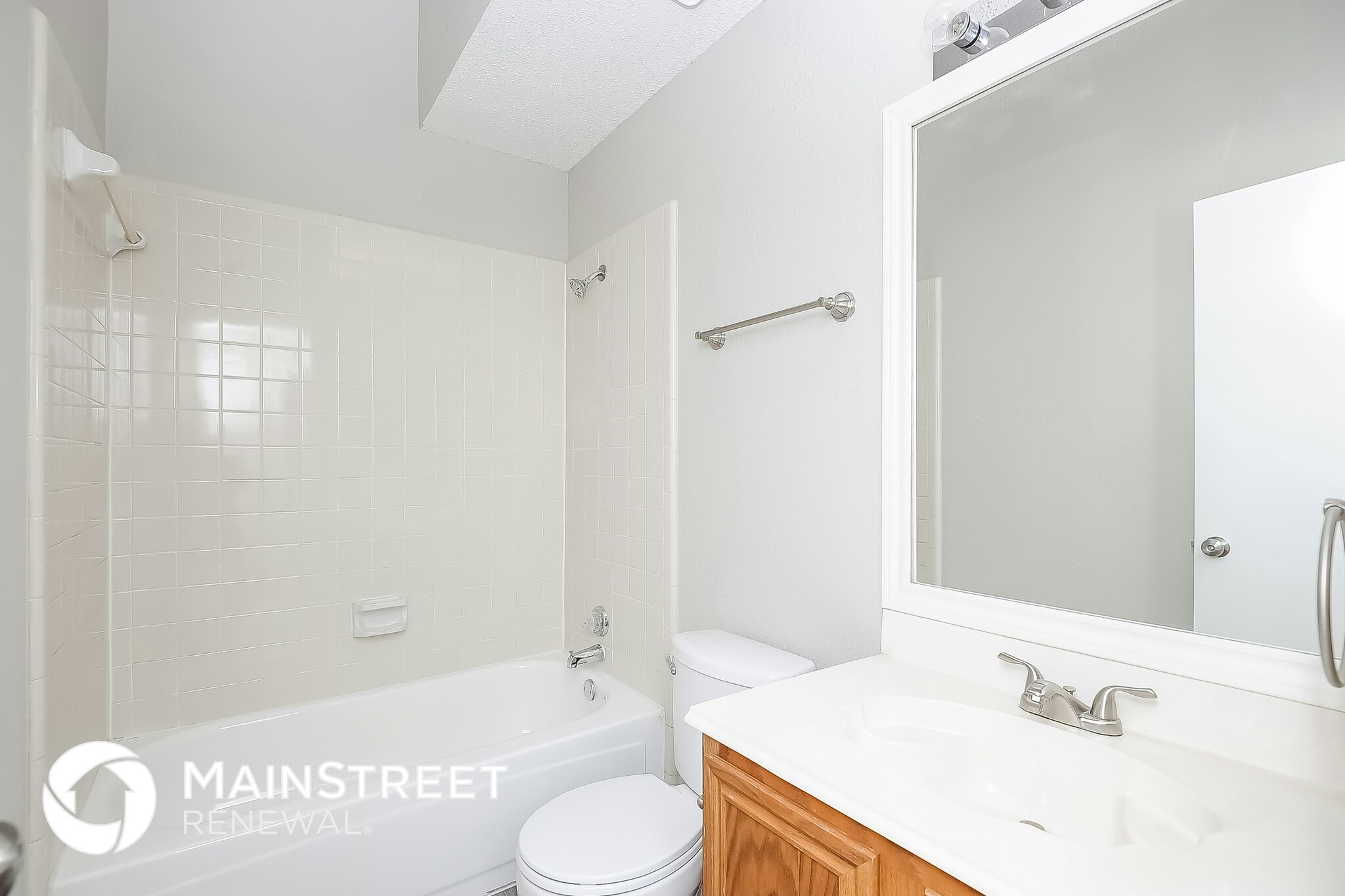 Building Photo - 2080 Palomino Trail