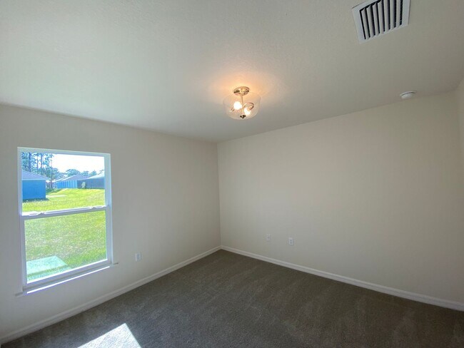 Building Photo - Desirable Citrus Springs Neighborhood 4/2/2 *WON'T LAST*