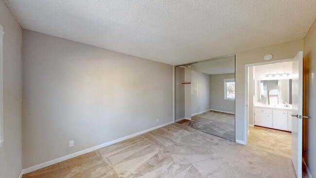 Building Photo - 551 Alameda del Prado