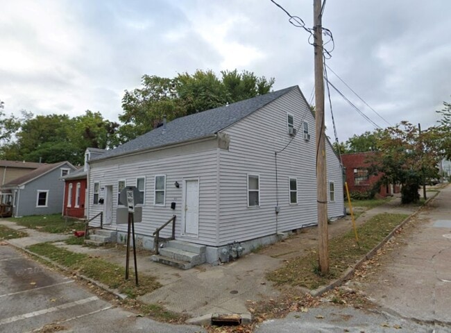 Primary Photo - 400 N 1st St