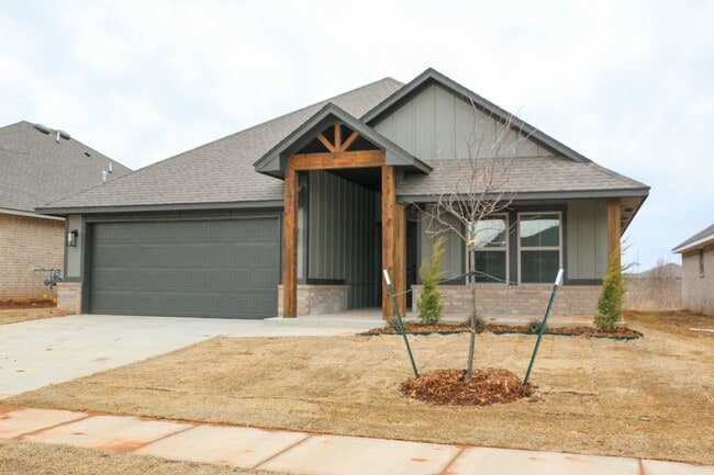 Building Photo - Brand New Home in Yukon!