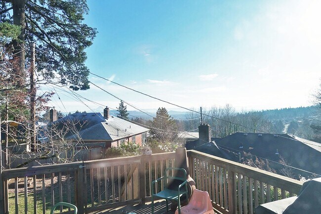 Building Photo - Hillsdale Ranch