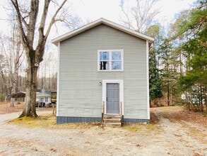 Building Photo - 1203 N Mecklenburg Ave