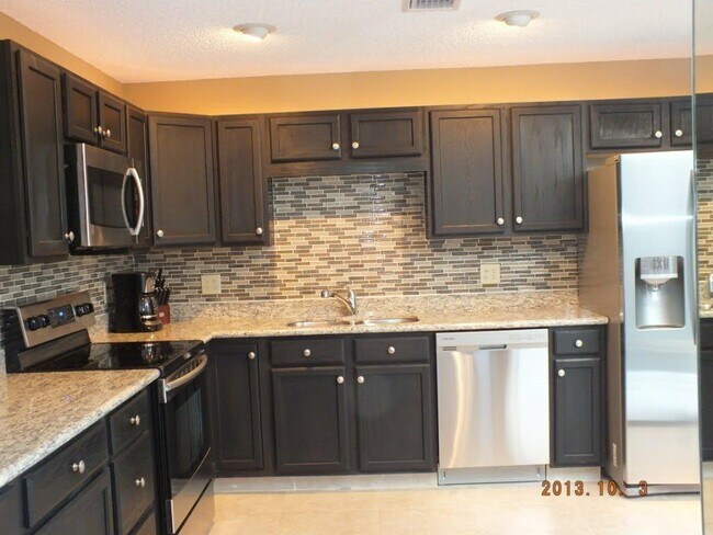 Building Photo - 456 Deer Creek Wildwood Ln E