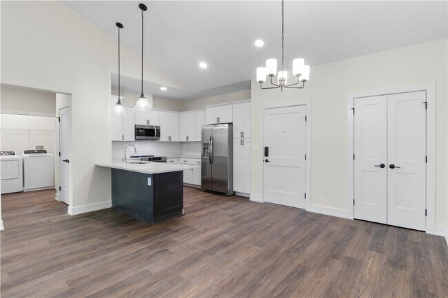 Building Photo - 200 Dunnwood Grn Ln