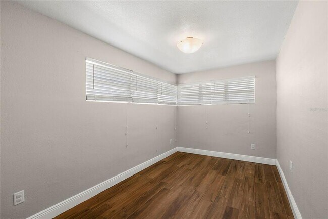 Building Photo - 3505 Prescott St N