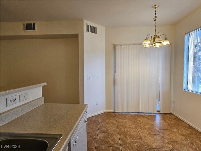 Building Photo - 9050 W Warm Springs Rd