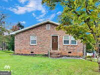 Building Photo - 3821 Rex Cir