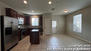 Building Photo - 3311 Saltillo Way