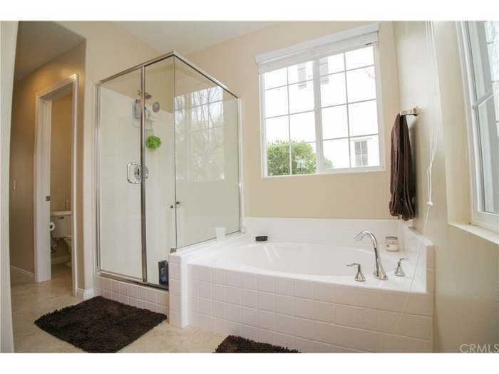 Building Photo - 45855 Daviana Way