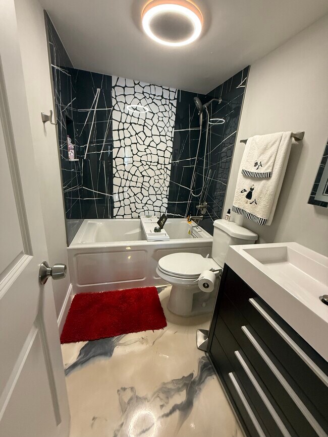 Building Photo - 206 Quayside Cir