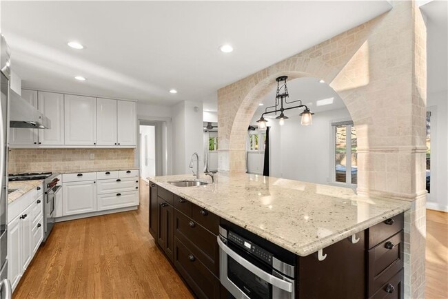 Building Photo - 1495 Spalding Dr