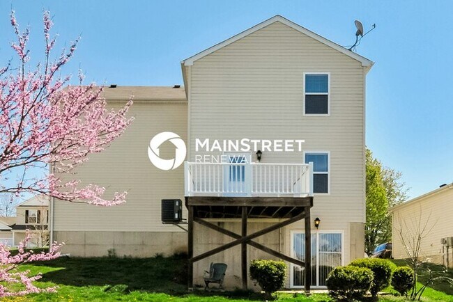 Building Photo - 3 Bedroom Pet-Friendly Home in Wentzville, MO with Main Street Renewal