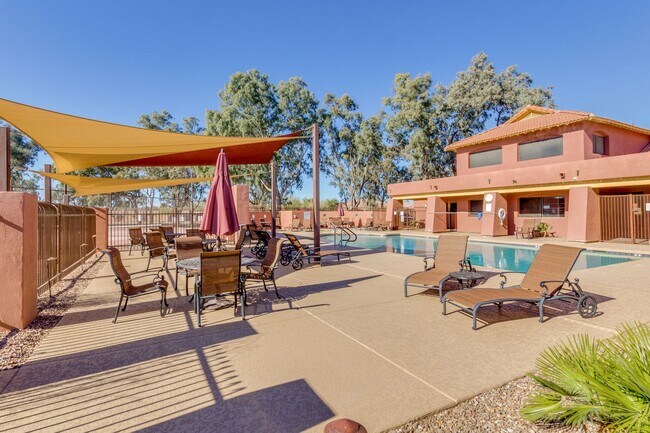 Building Photo - 3-Bedroom Home in The Villages at Queen Cr...