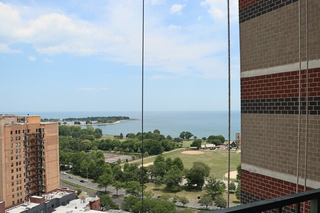 Building Photo - 3660 N Lake Shore Dr