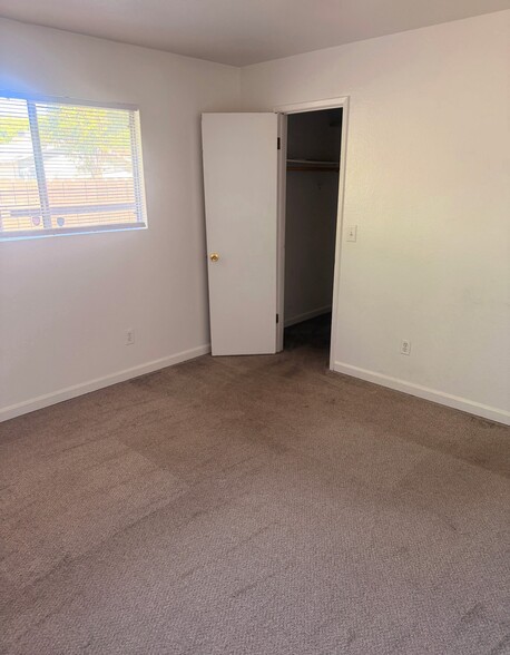 Building Photo - 3001 Quail Hollow Dr
