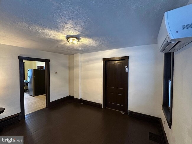 Building Photo - 11 Myers Rd