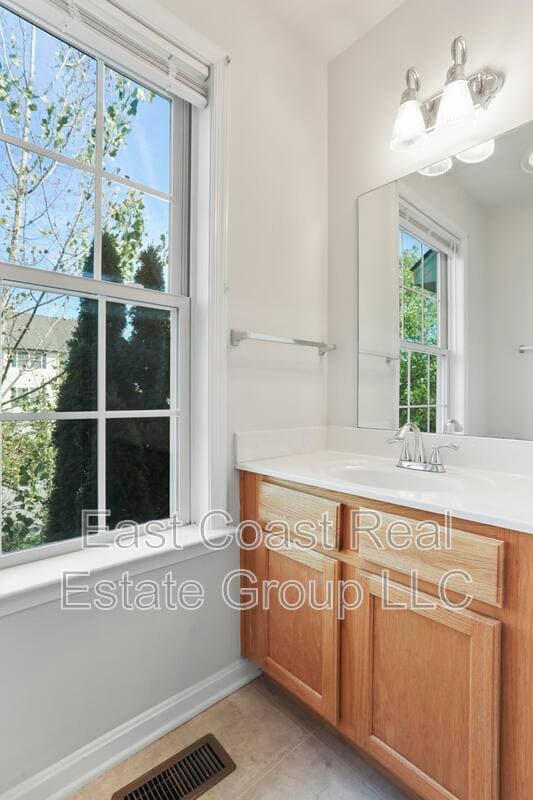 Building Photo - 21 Ritter Dr