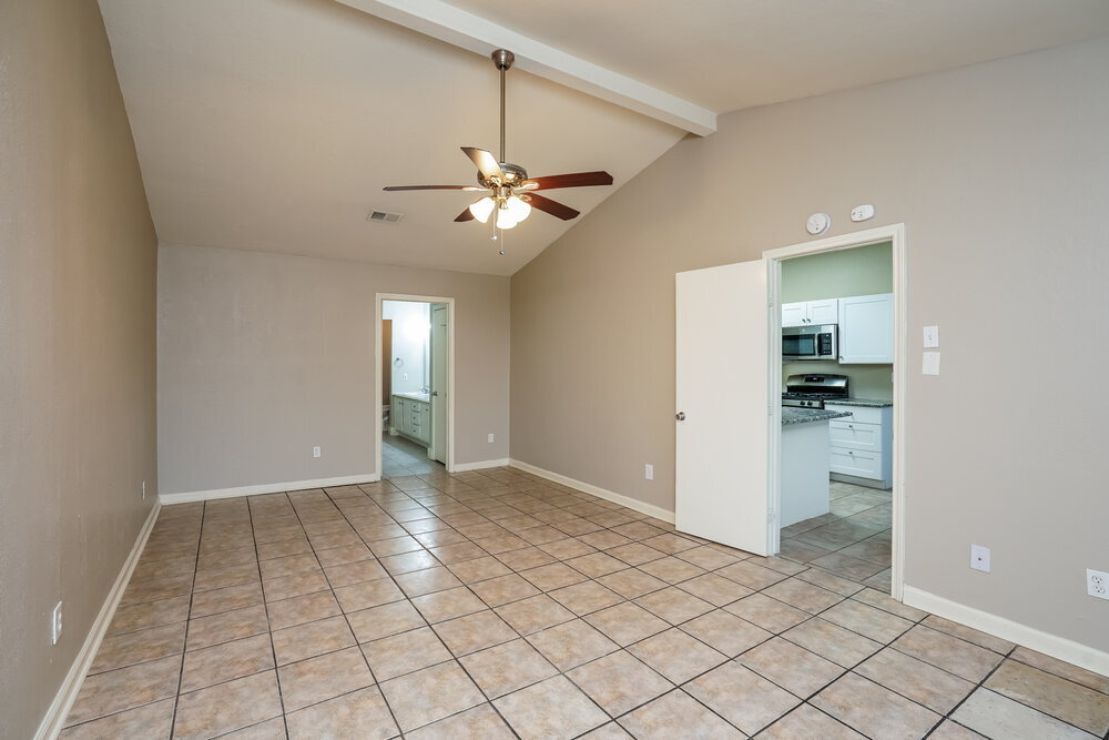 Building Photo - 20117 Dawn Mist Dr