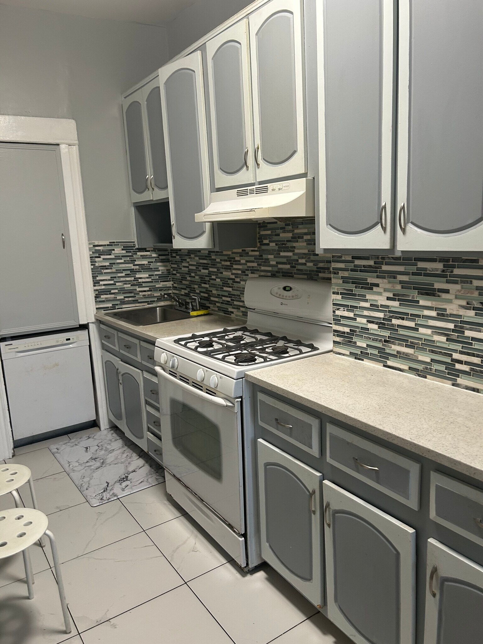 Building Photo - 7246 61st St