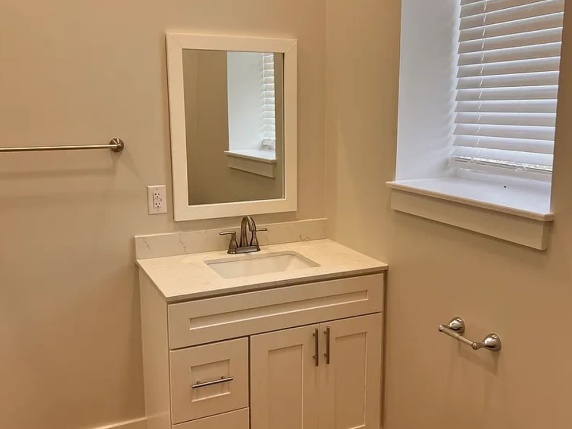 Building Photo - 8 Philadelphia Ave