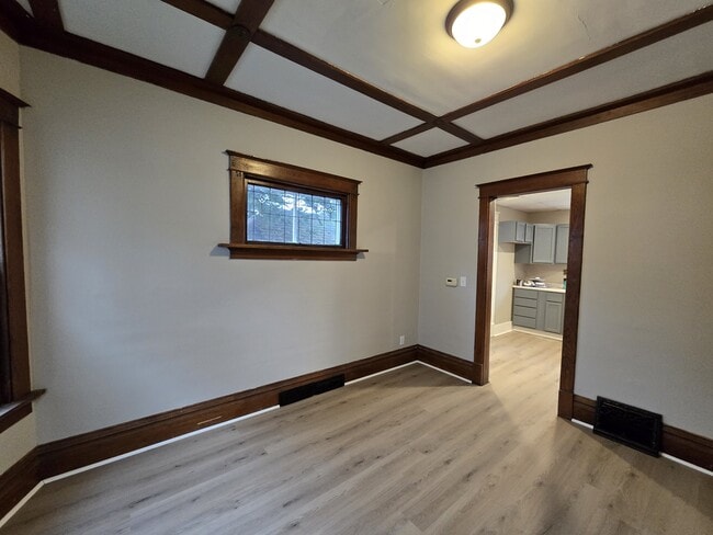 Building Photo - 349 17th St SE