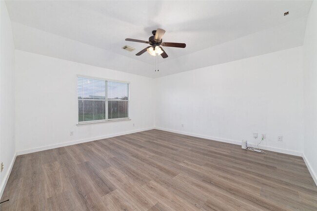 Building Photo - 7042 Durango Creek Ln