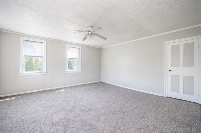 Building Photo - 757 Holt Rd